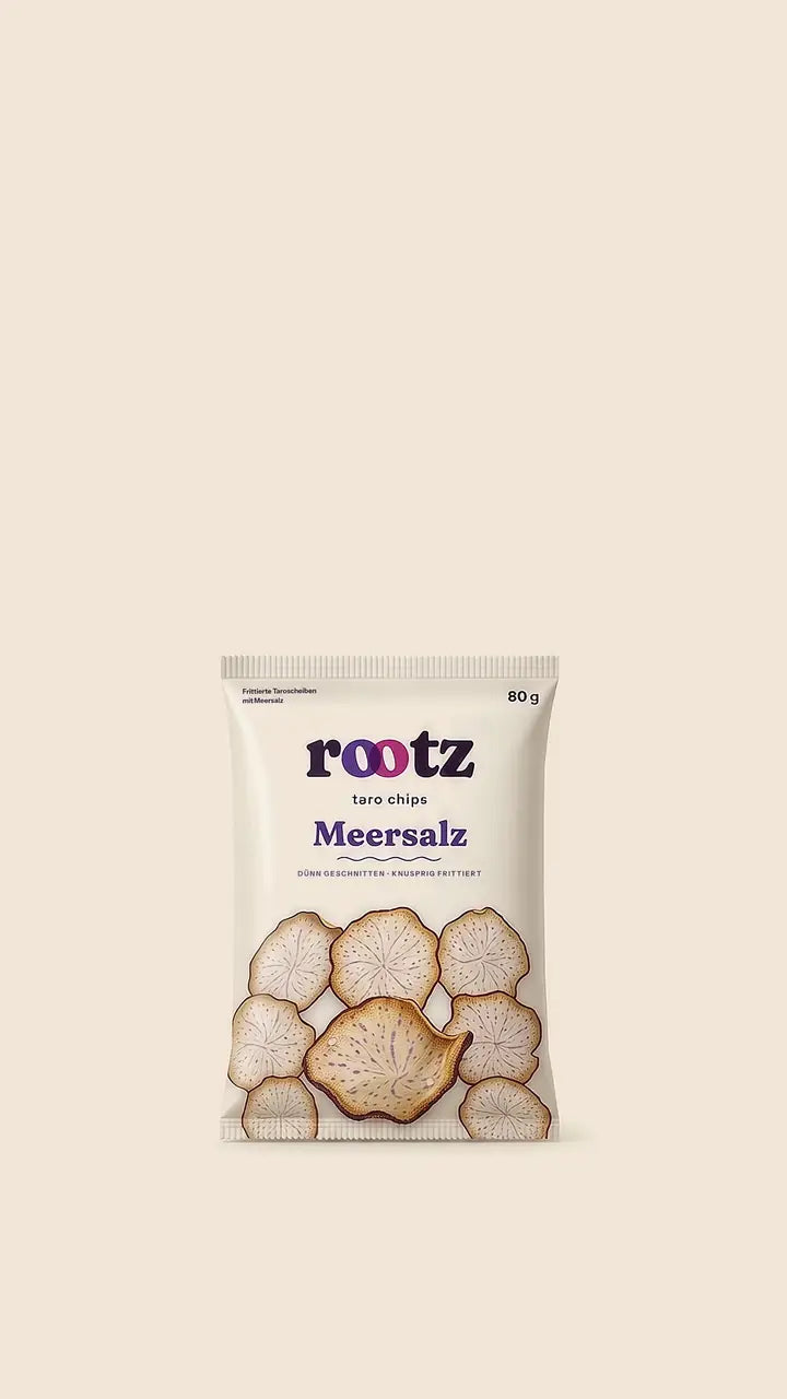 Ein Beutel ROOTZ Taro-Chips Meersalz